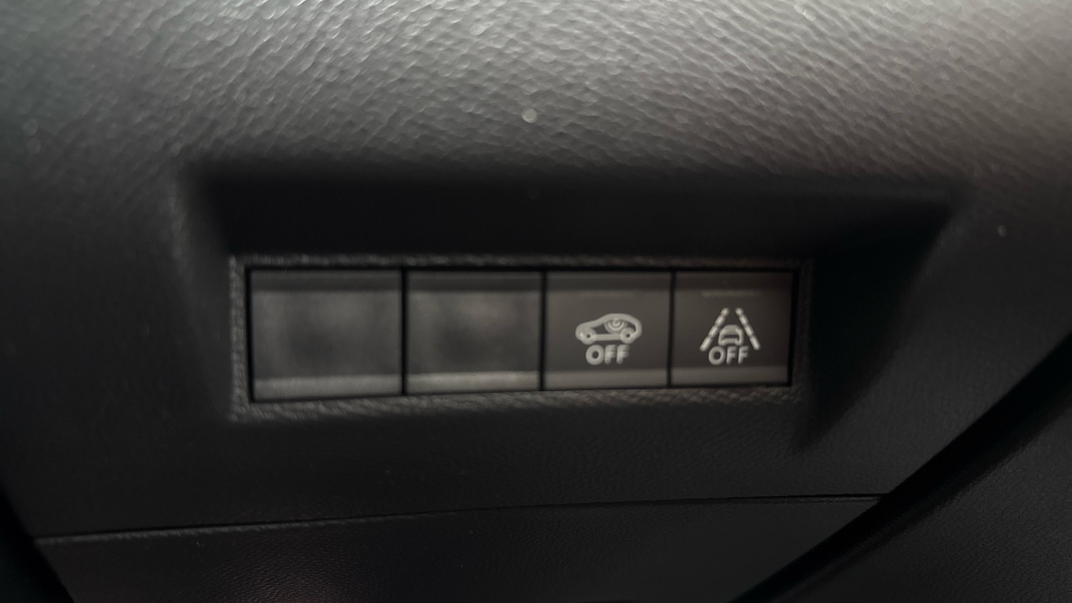 Used Peugeot 2008 2022 for sale - 77638046: Photo 34