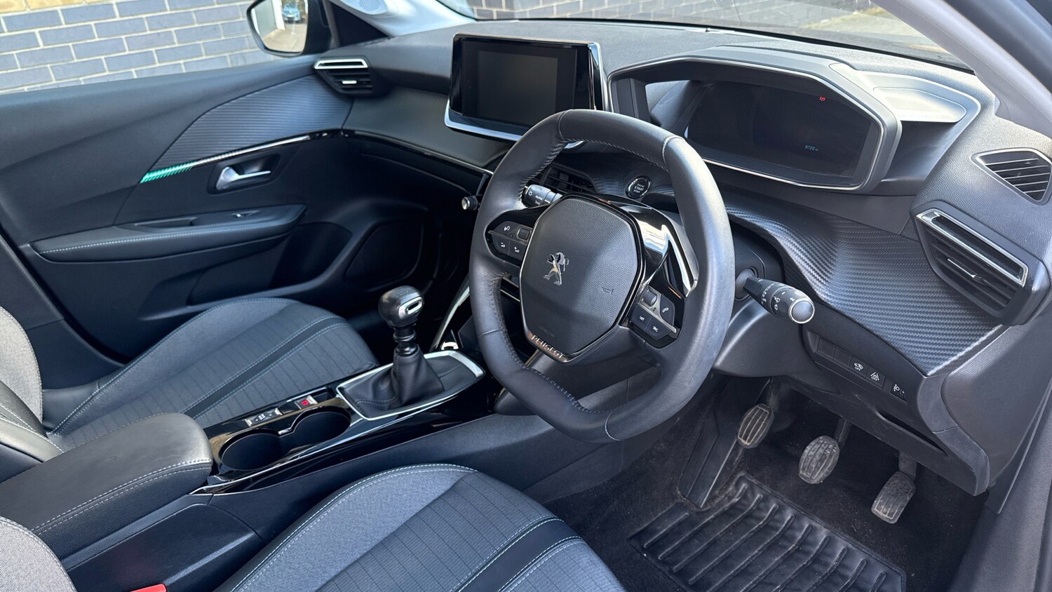 Used Peugeot 208 2022 for sale - 77926619: Photo 11