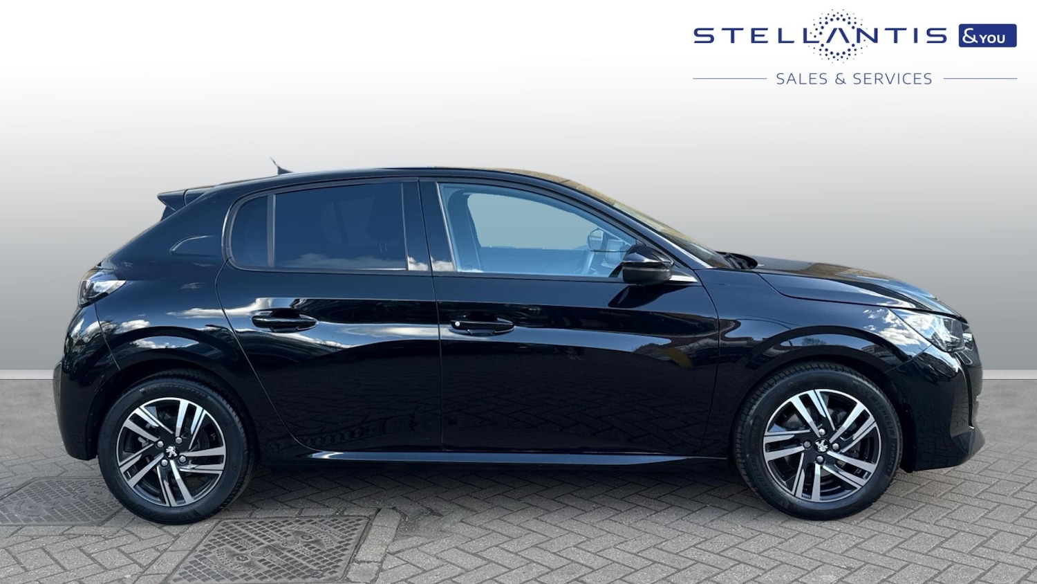 Used Peugeot 208 2022 for sale - 77926619: Photo 2