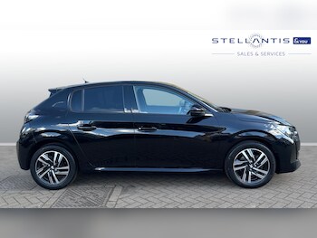 Used Peugeot 208 2022 for sale - 77926619: Photo