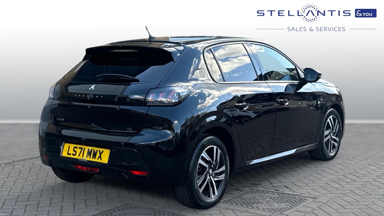 Used Peugeot 208 2022 for sale - 77926619: Photo 3