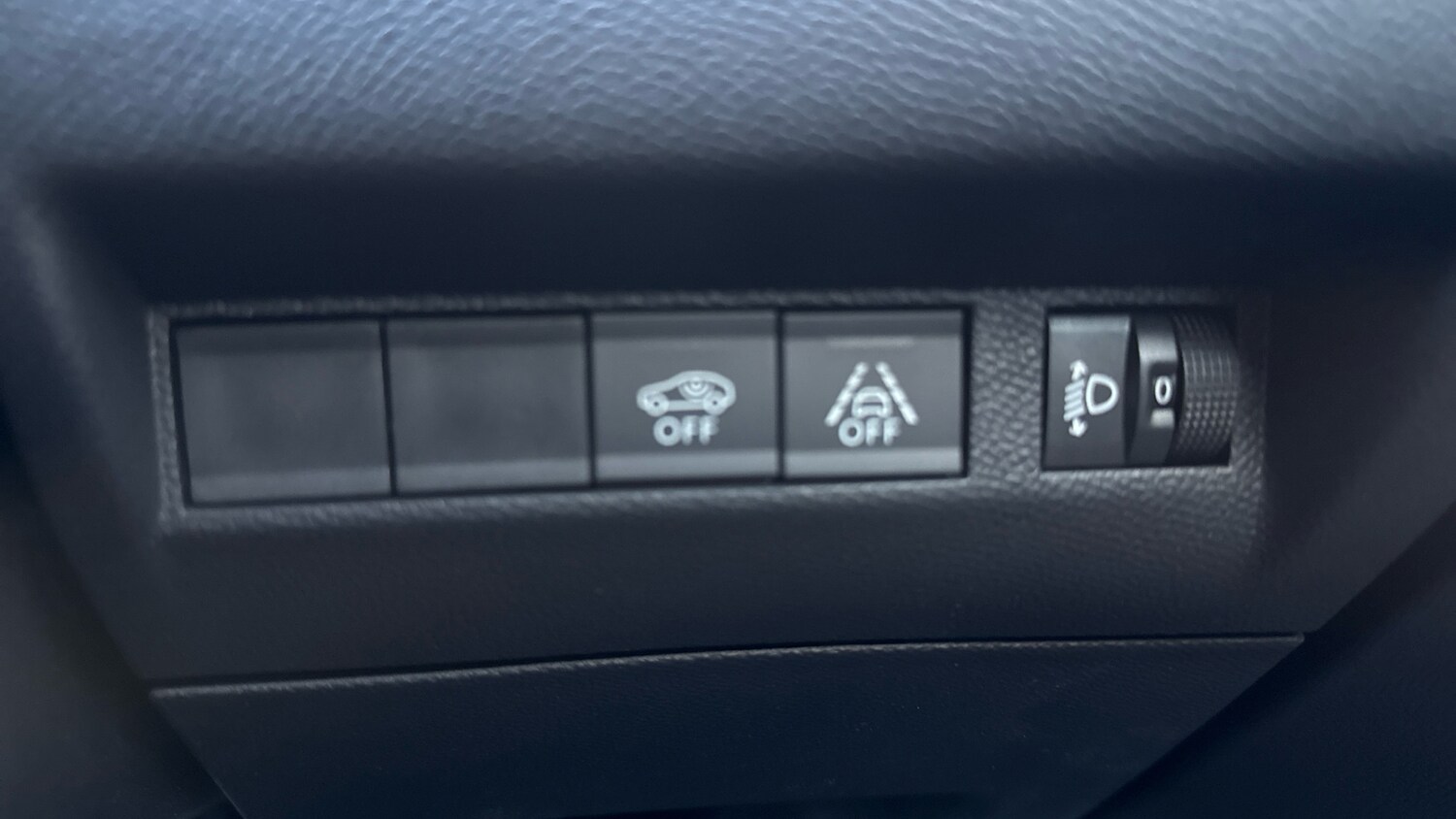 Used Peugeot 208 2022 for sale - 77926619: Photo 33