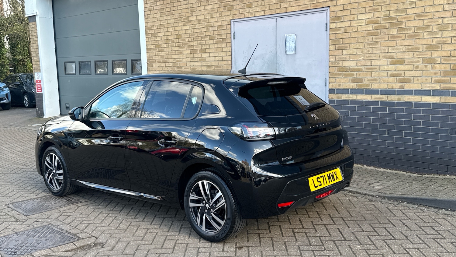 Used Peugeot 208 2022 for sale - 77926619: Photo 5