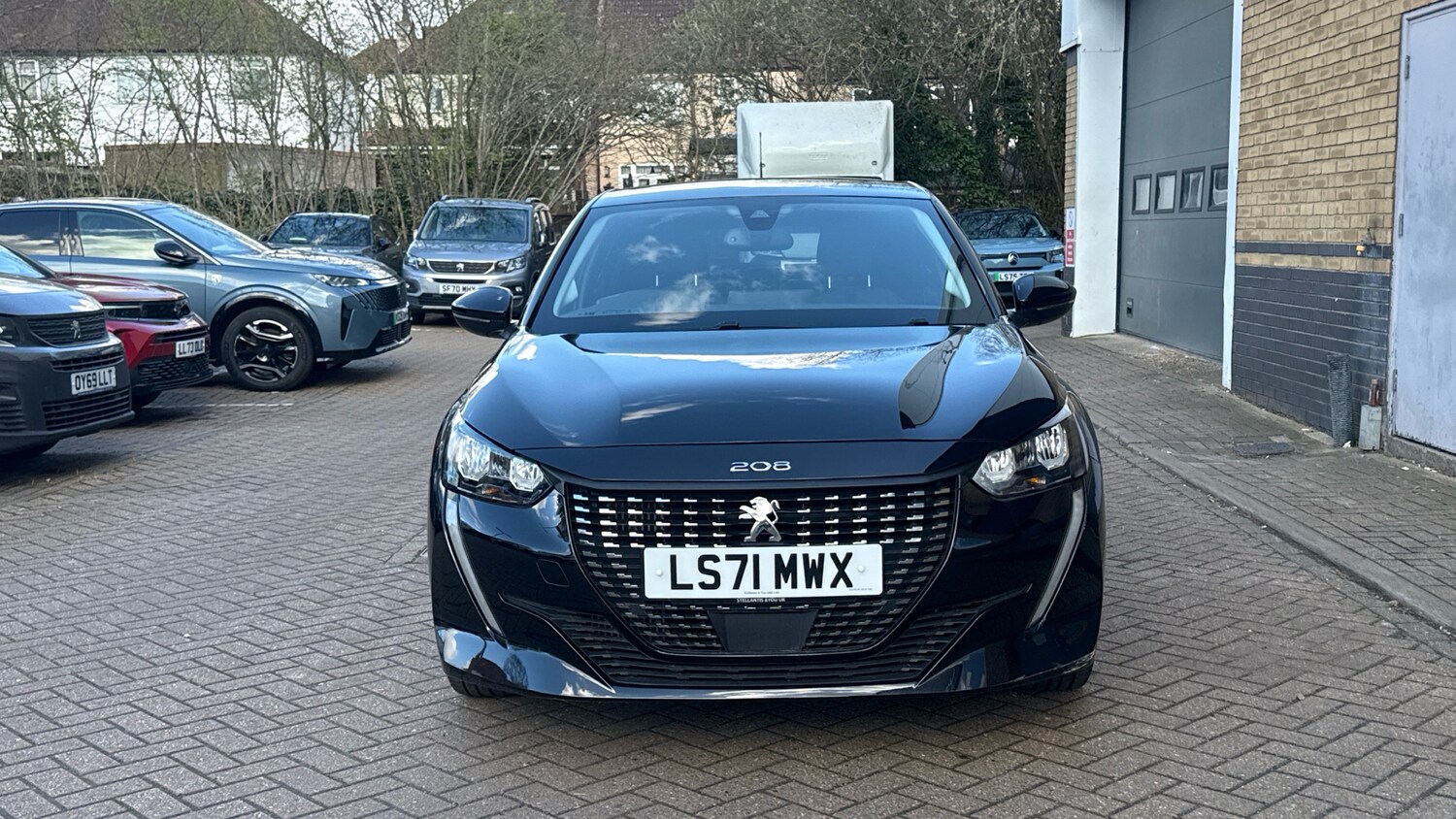 Used Peugeot 208 2022 for sale - 77926619: Photo 8