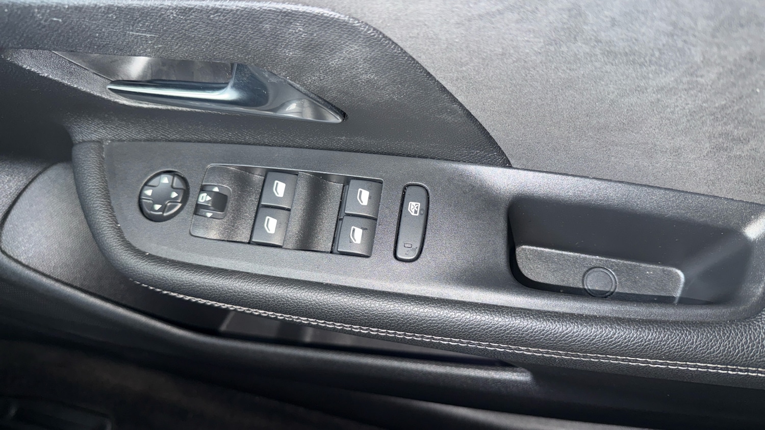 Used Vauxhall Mokka 2023 for sale - 77569787: Photo 22