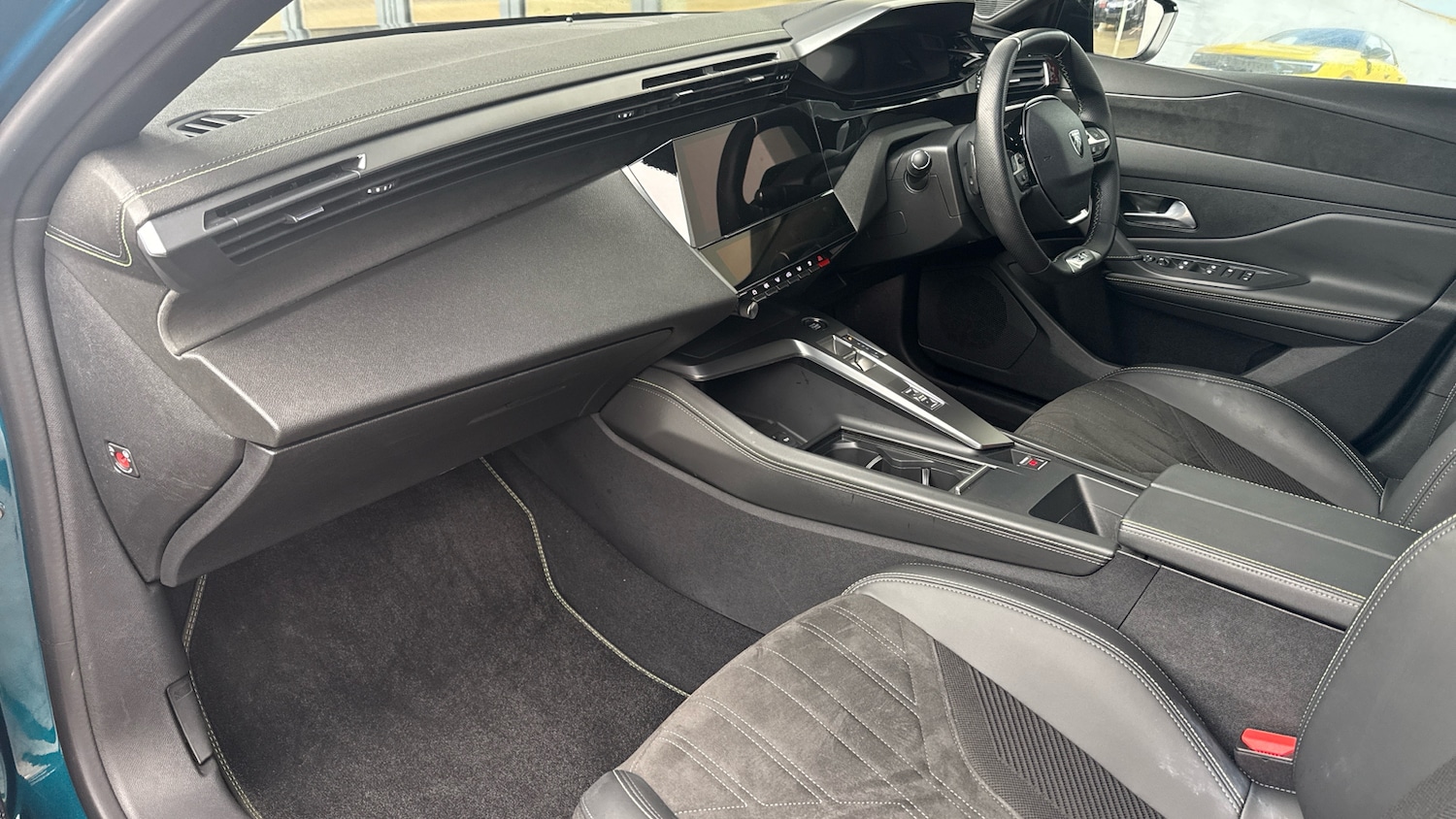 Used Peugeot 408 2024 for sale - 76110262: Photo 12