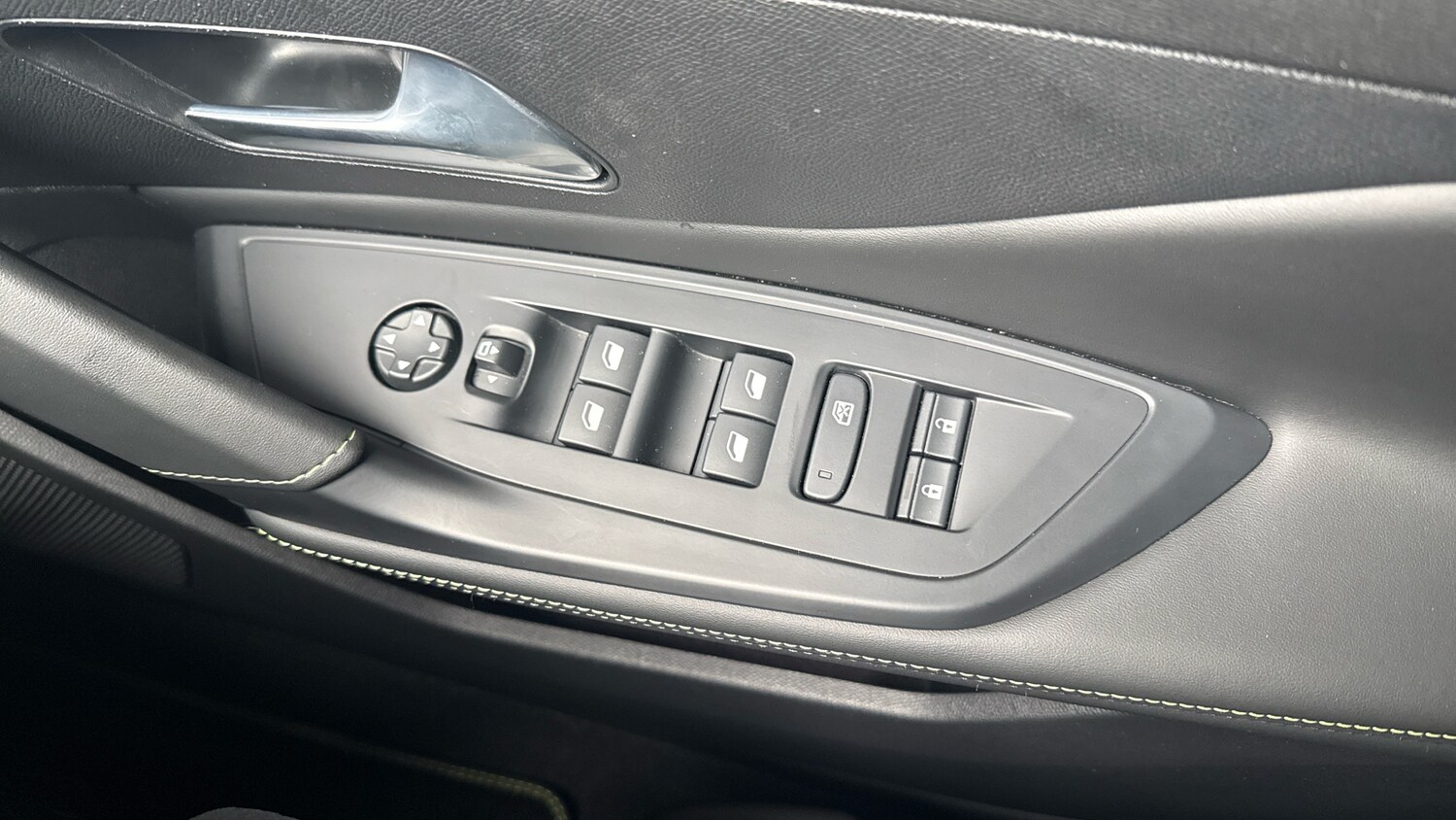 Used Peugeot 408 2024 for sale - 76110262: Photo 22