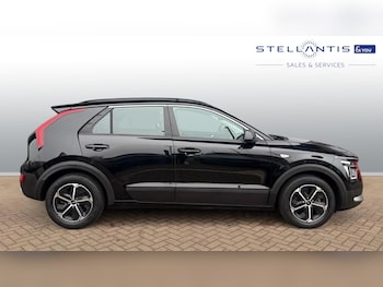 Used Kia Niro 2023 for sale - 77884368: Photo