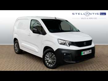 2024 - 800 50kWh Asphalt Premium + Standard Panel Van 5dr Electric Auto SWB (7.4kW