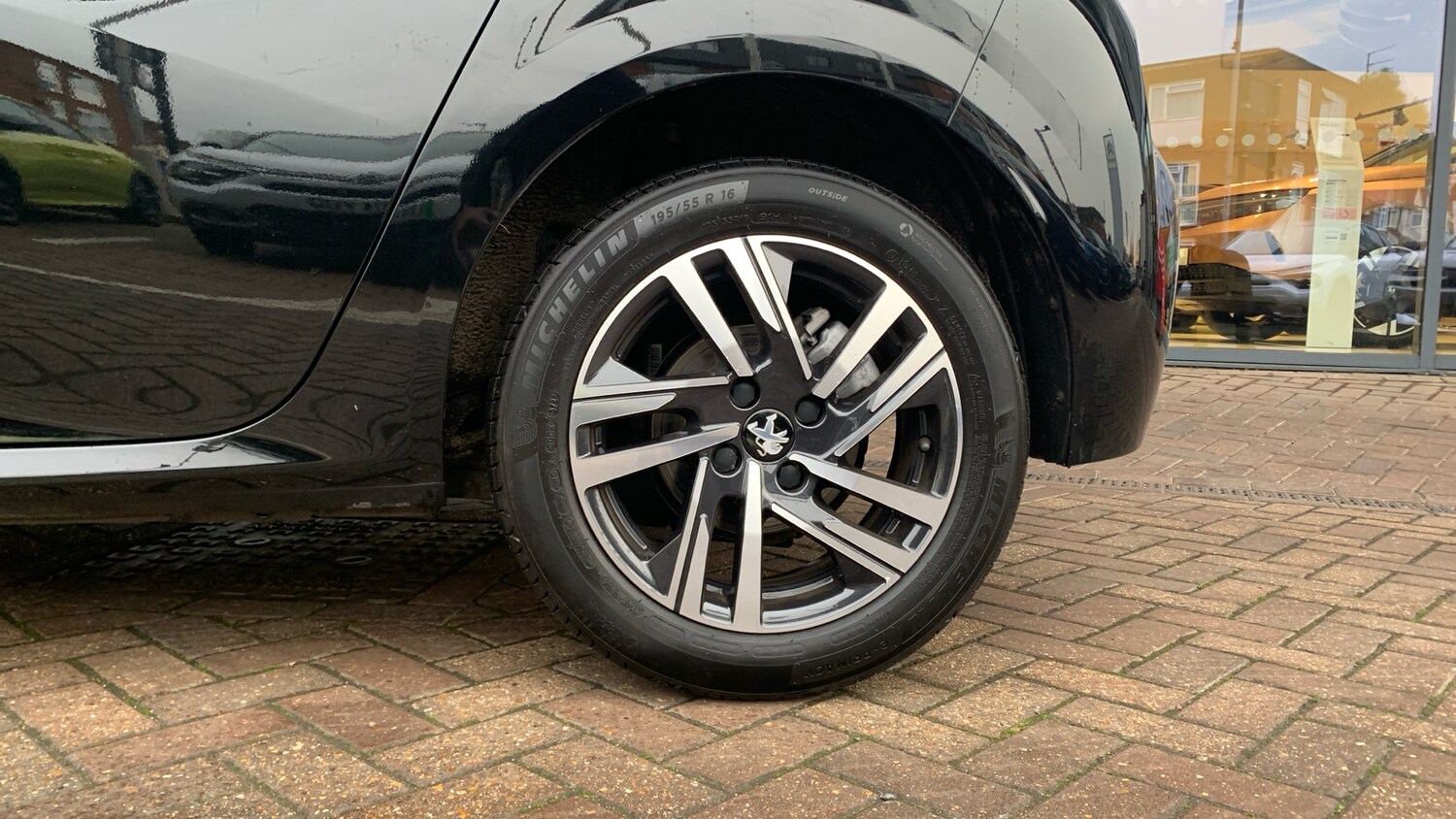 Used Peugeot 208 2023 for sale - 76850913: Photo 16