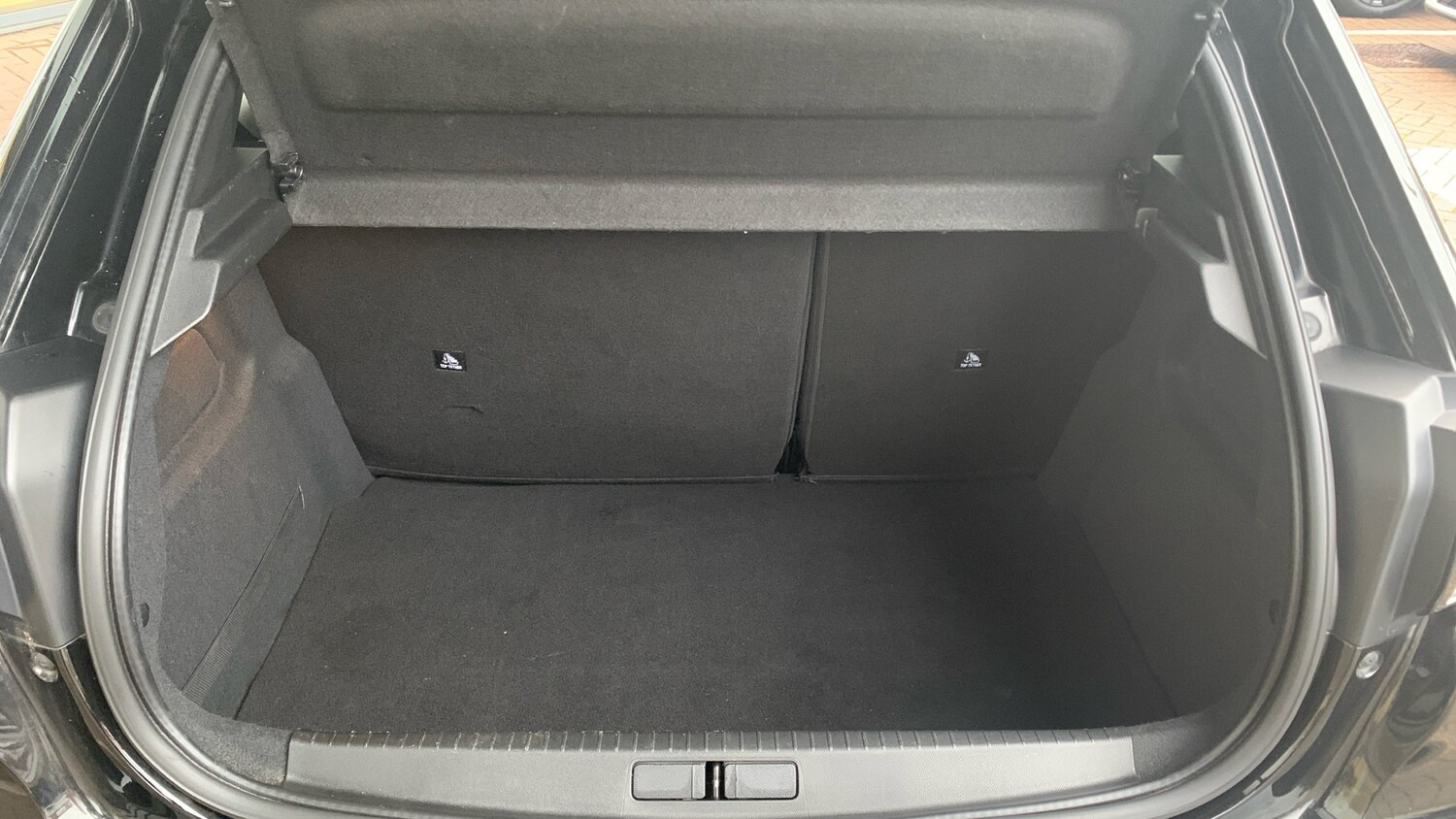 Used Peugeot 208 2023 for sale - 76850913: Photo 20