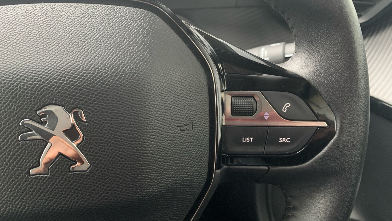 Used Peugeot 208 2023 for sale - 76850913: Photo 25