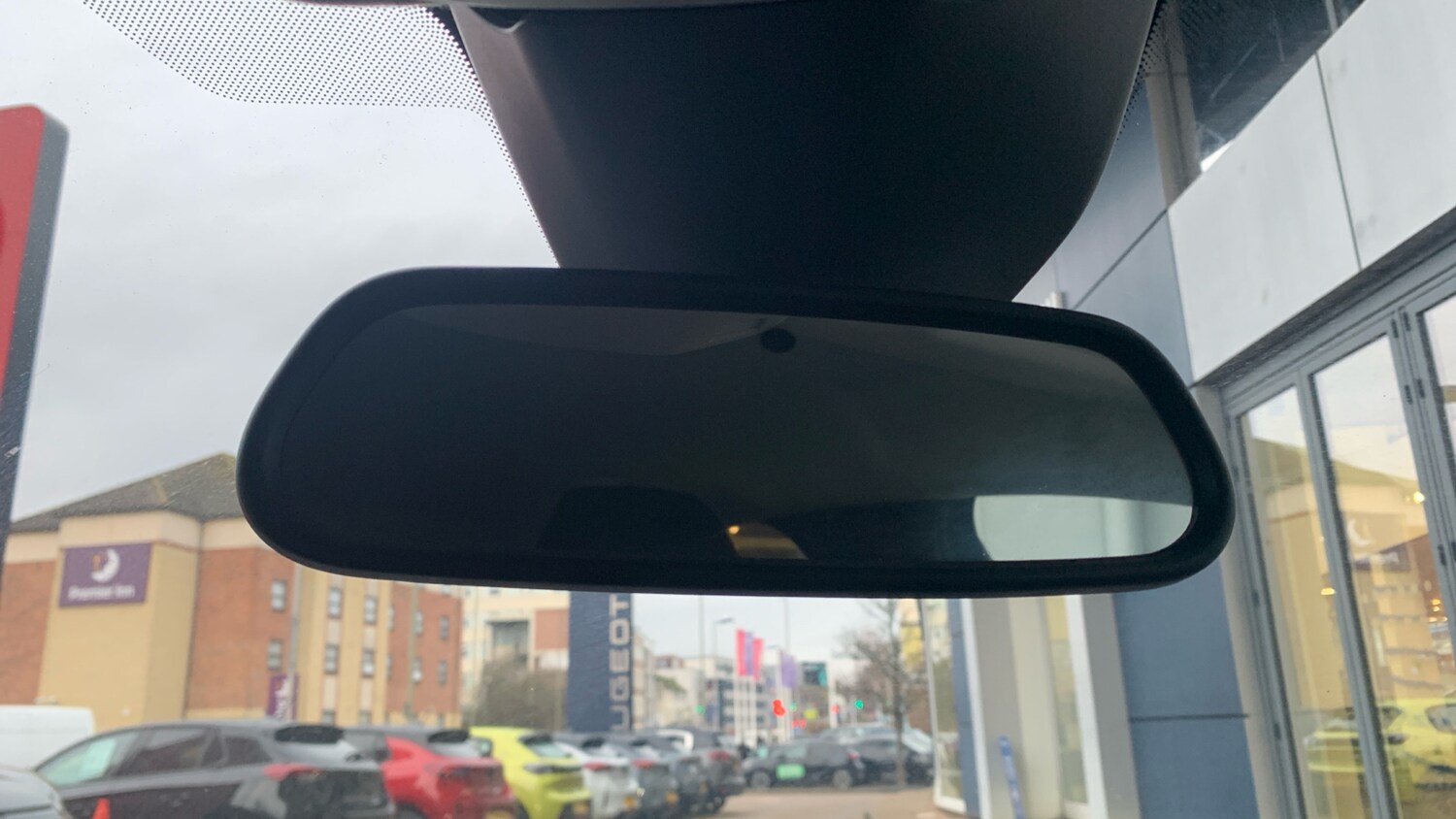 Used Peugeot 208 2023 for sale - 76850913: Photo 38