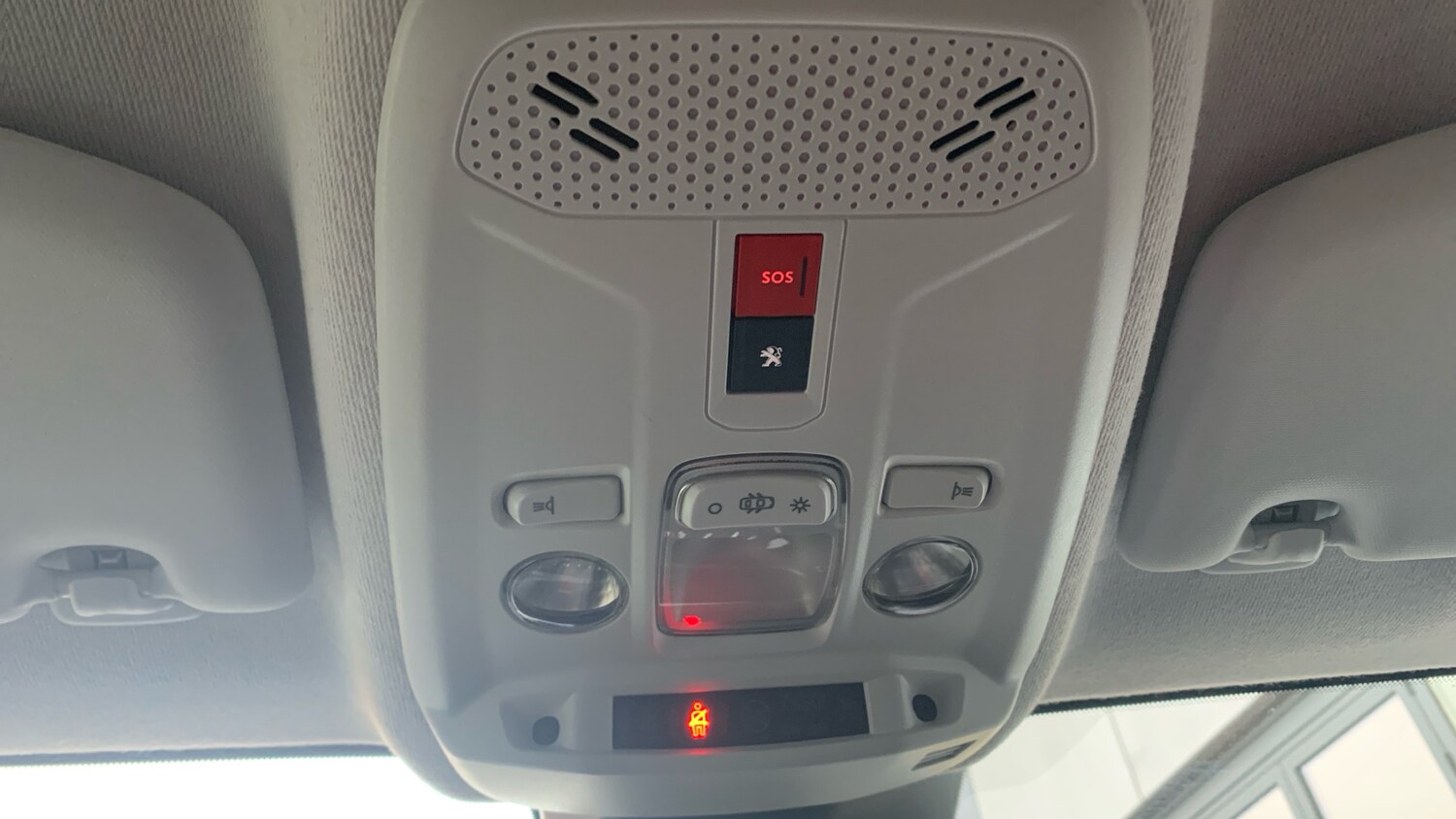 Used Peugeot 208 2023 for sale - 76850913: Photo 40