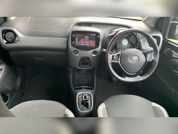 Used Toyota AYGO 2020 for sale - 75859267: Photo