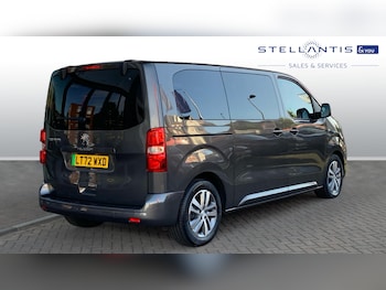 Used Peugeot Traveller 2022 for sale - 75950525: Photo