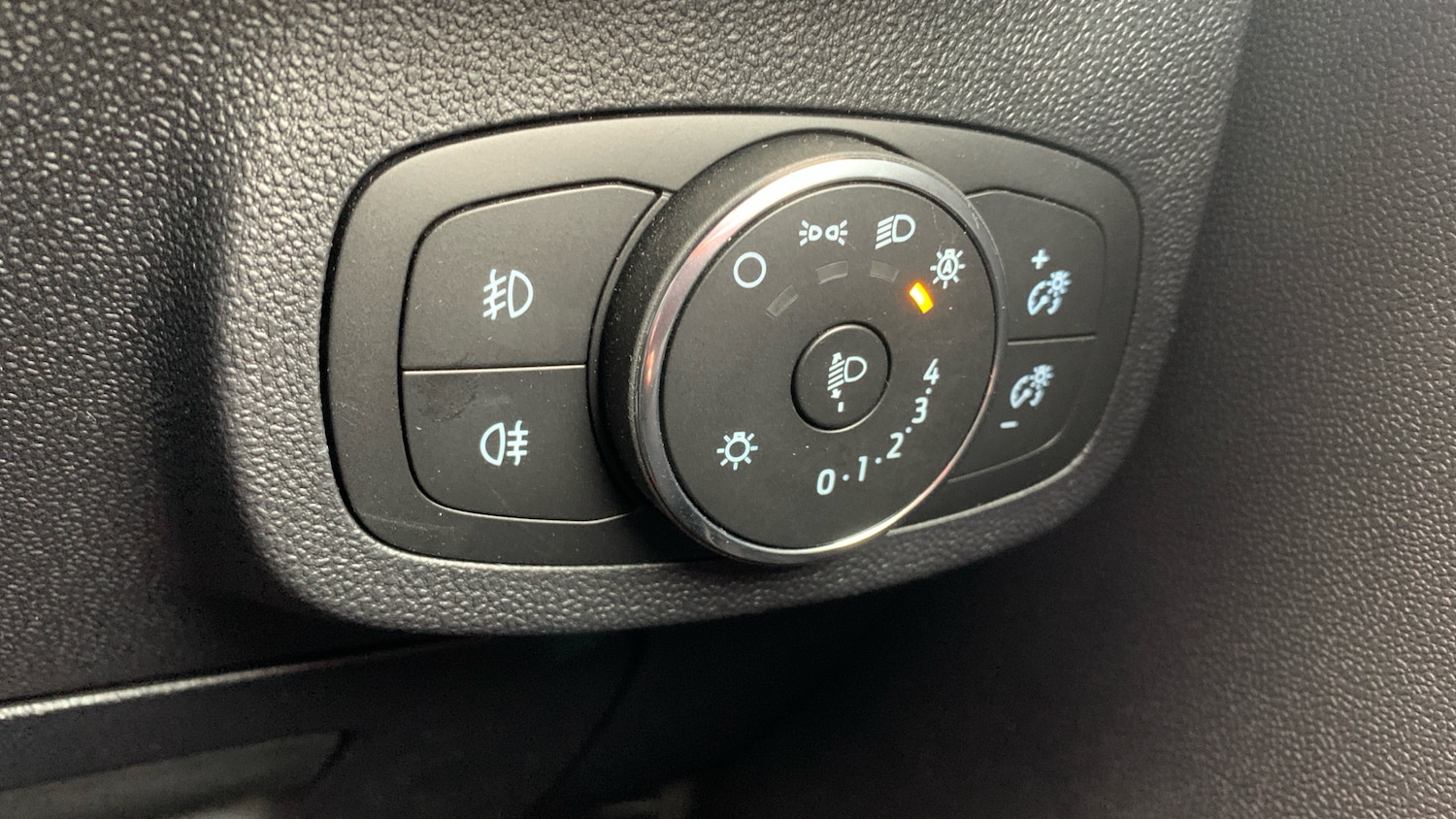 Used Ford Fiesta 2022 for sale - 77332386: Photo 35