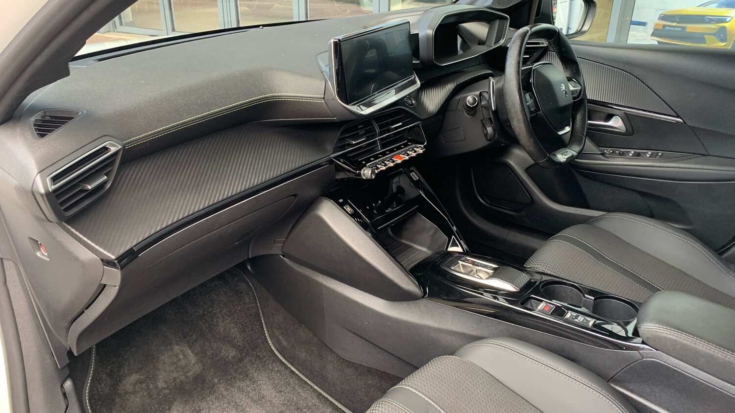 Used Peugeot 208 2022 for sale - 75942565: Photo 12