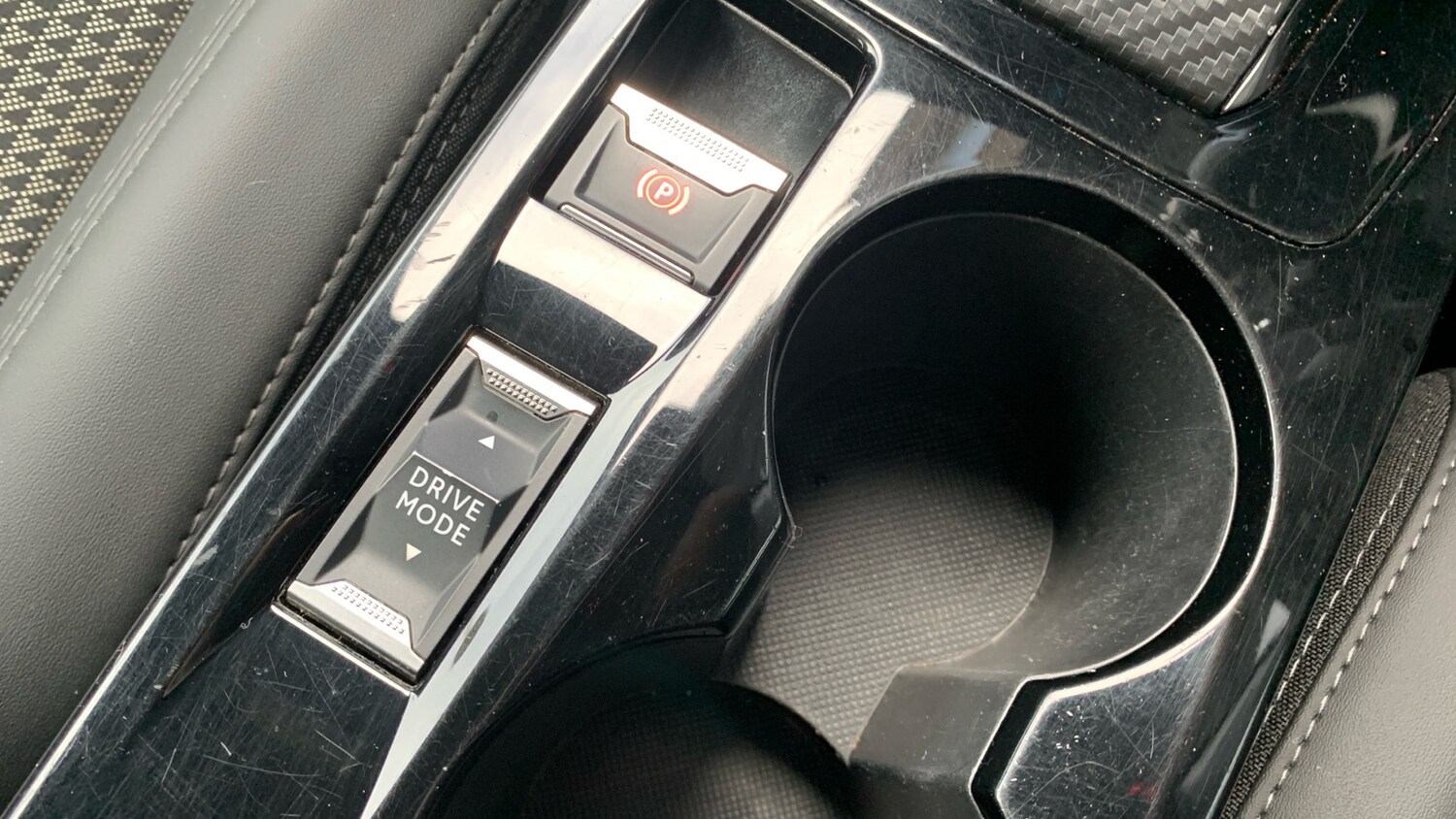 Used Peugeot 208 2022 for sale - 75942565: Photo 21