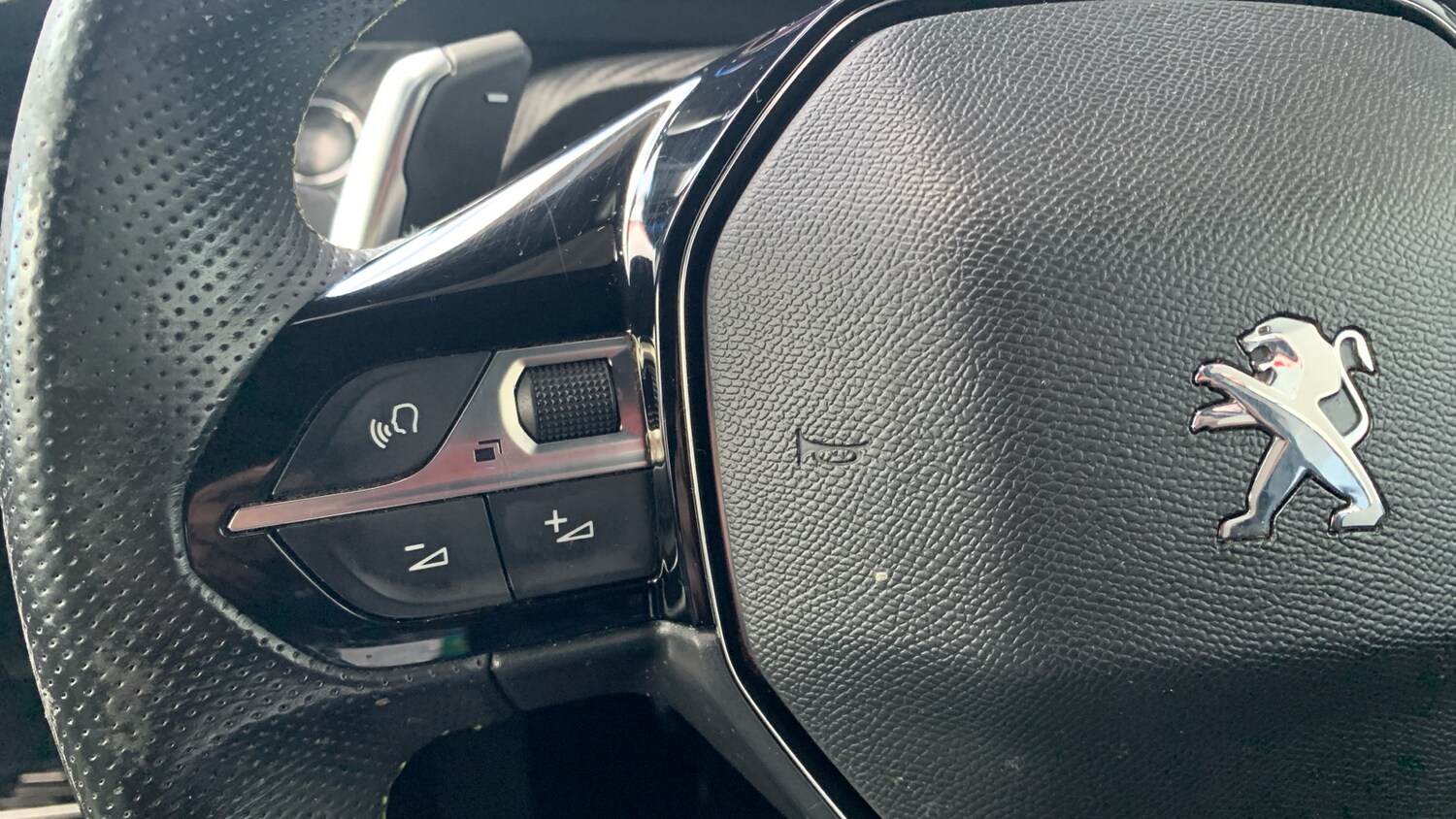 Used Peugeot 208 2022 for sale - 75942565: Photo 23