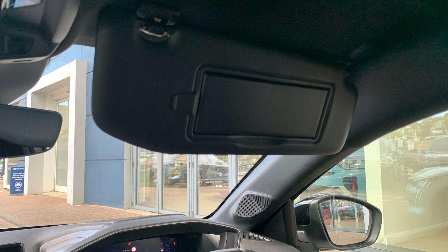 Used Peugeot 208 2022 for sale - 75942565: Photo 38