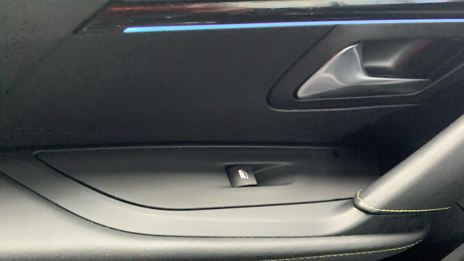 Used Peugeot 208 2022 for sale - 75942565: Photo 41