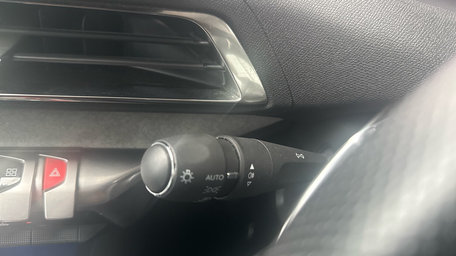 Used Peugeot 5008 2024 for sale - 76110263: Photo 27