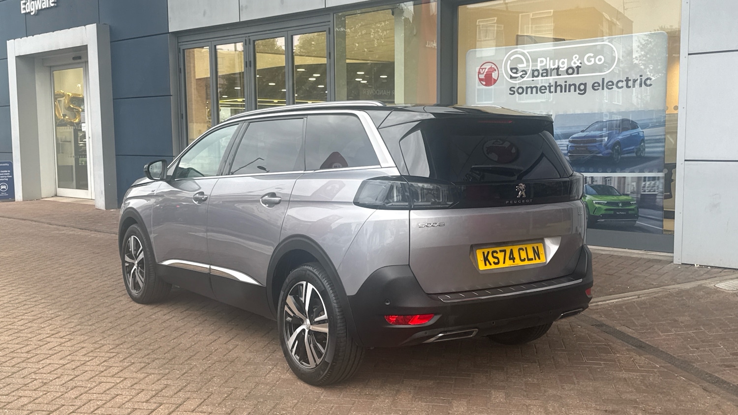 Used Peugeot 5008 2024 for sale - 76110263: Photo 5