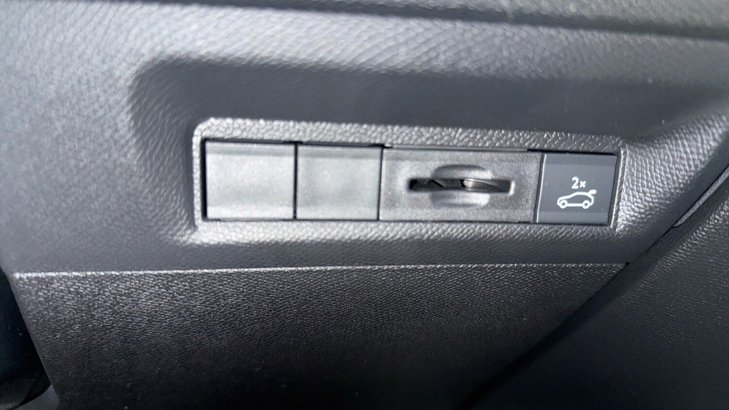 Used Peugeot 408 2025 for sale - 77684975: Photo 34