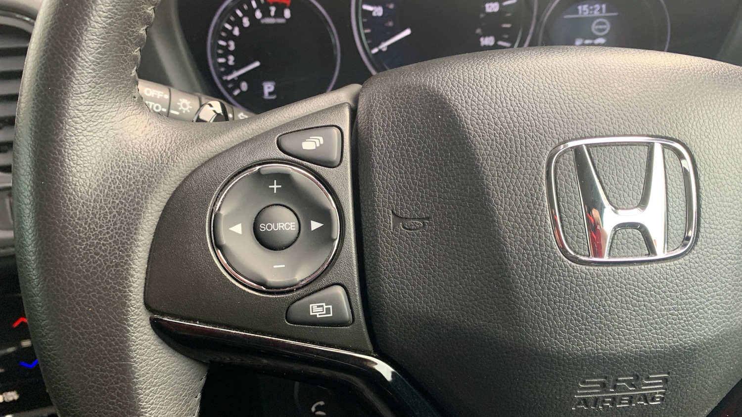 Used Honda HR-V 2017 for sale - 77204864: Photo 24