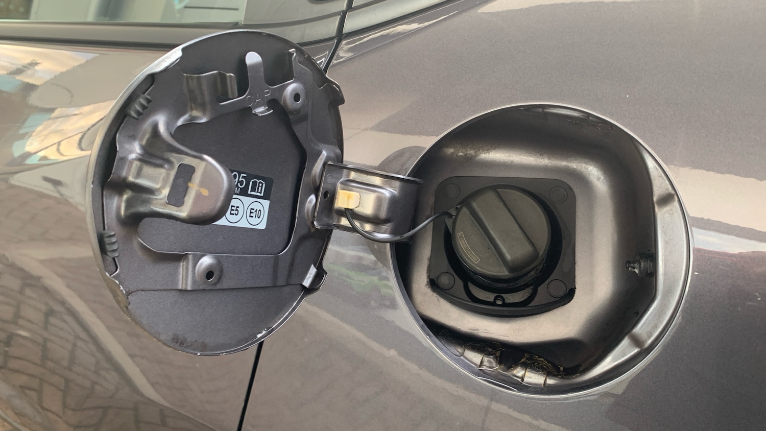 Used Honda HR-V 2017 for sale - 77204864: Photo 48