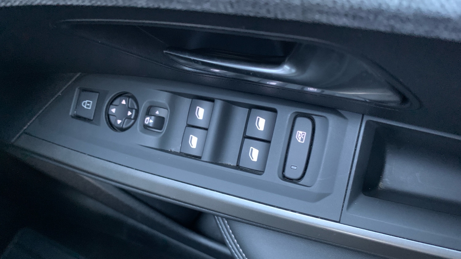 Used Peugeot 5008 2024 for sale - 77231225: Photo 23