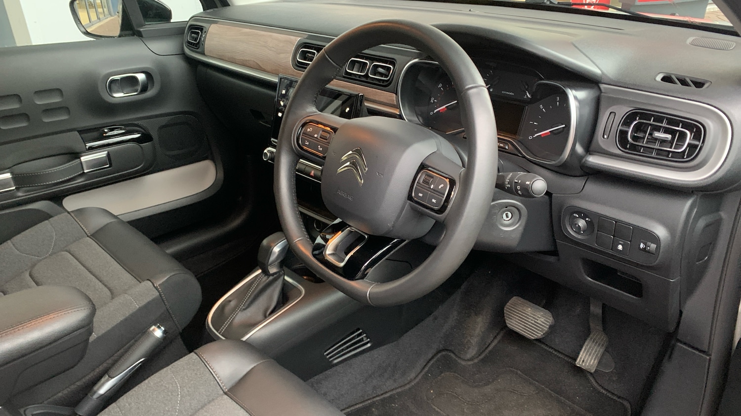 Used Citroen C3 2023 for sale - 76772591: Photo 12