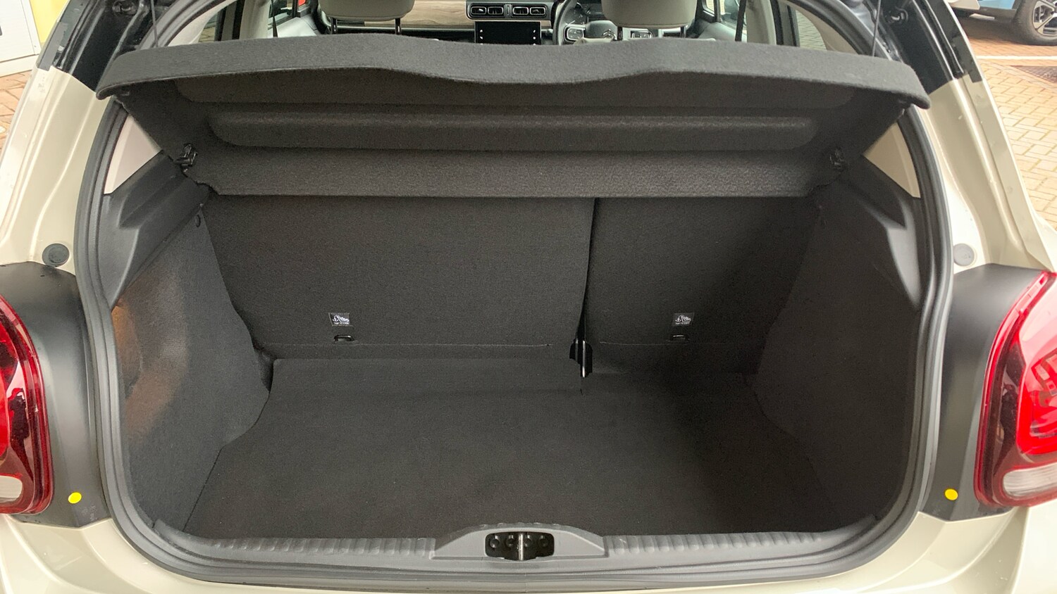 Used Citroen C3 2023 for sale - 76772591: Photo 20