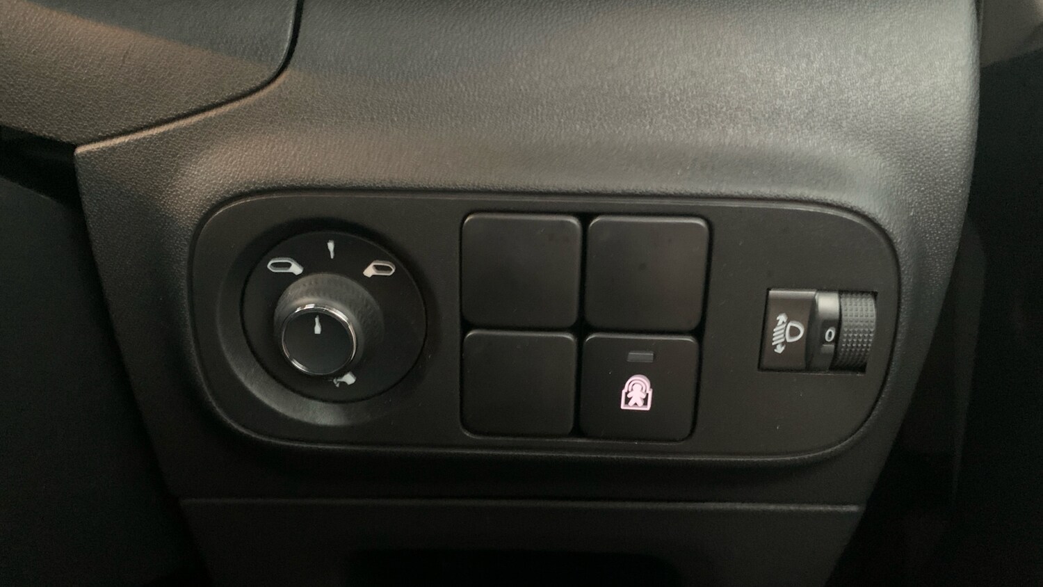 Used Citroen C3 2023 for sale - 76772591: Photo 35