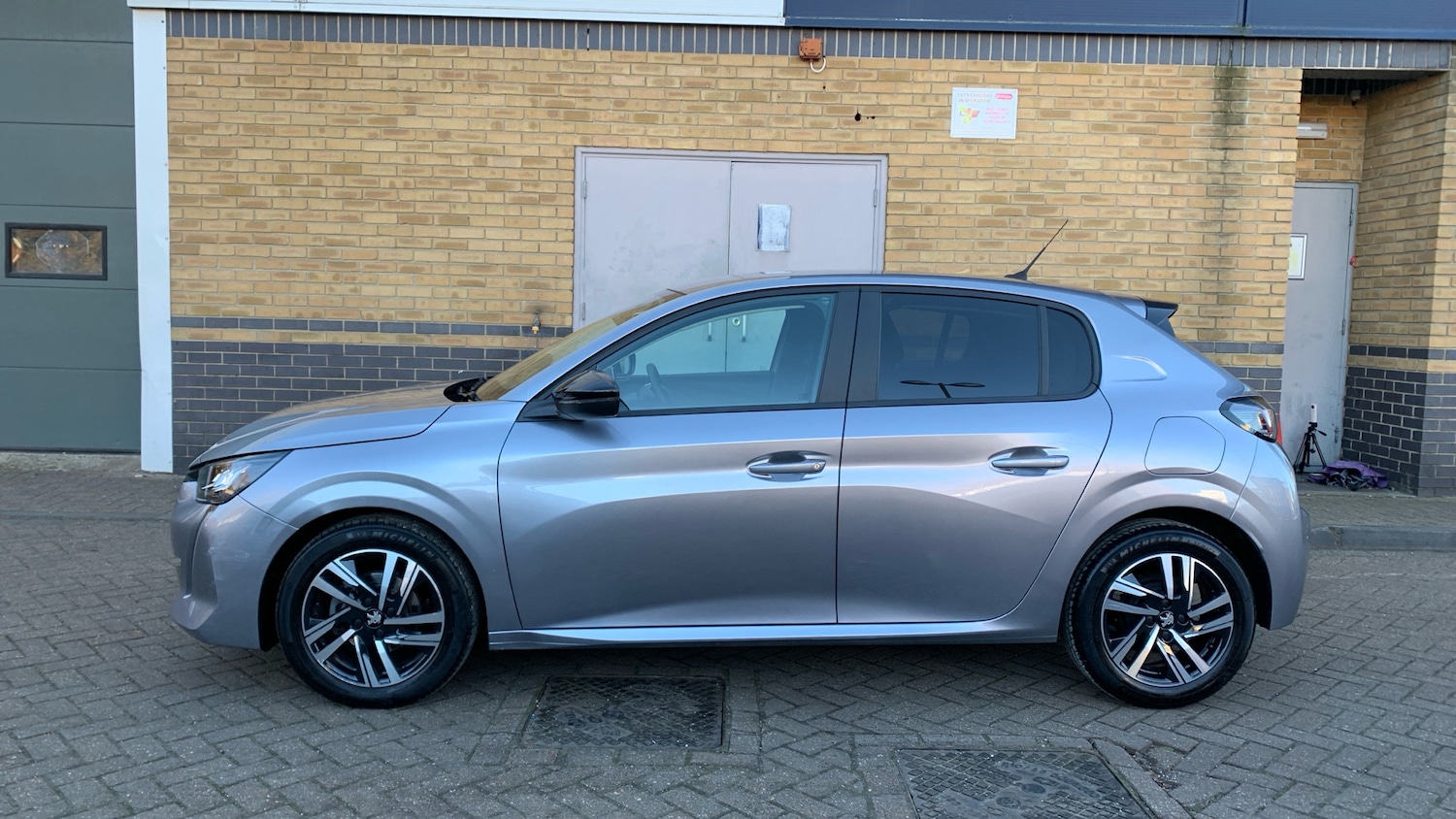 Used Peugeot 208 2023 for sale - 77098818: Photo 7