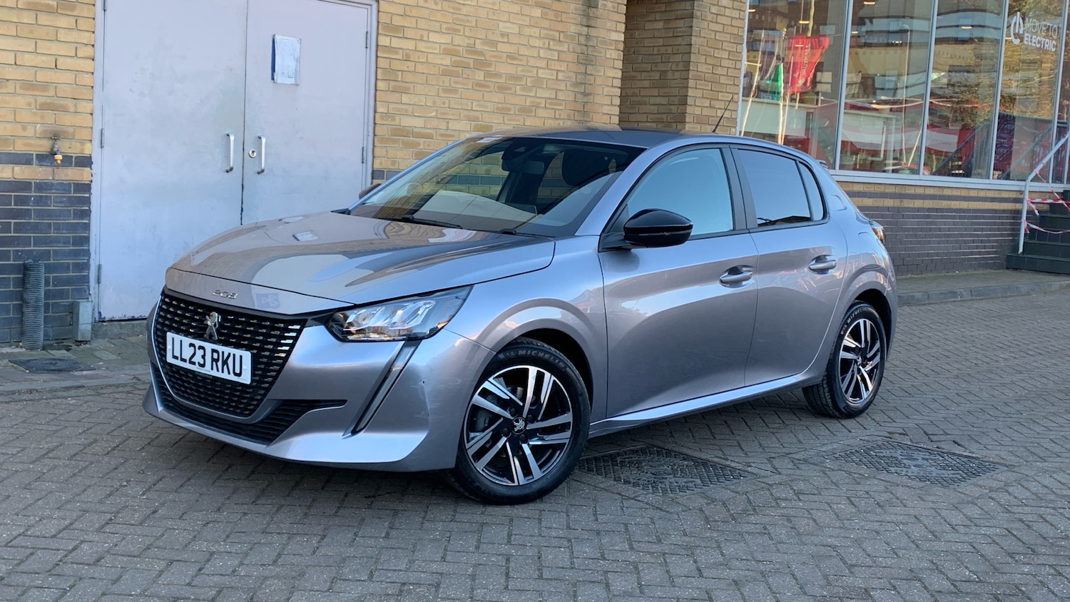 Used Peugeot 208 2023 for sale - 77098818: Photo 8