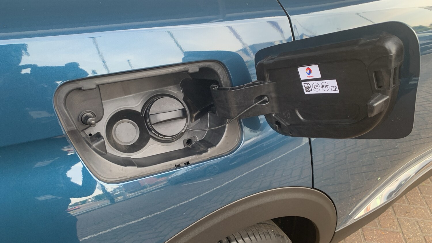 Vehicle 48