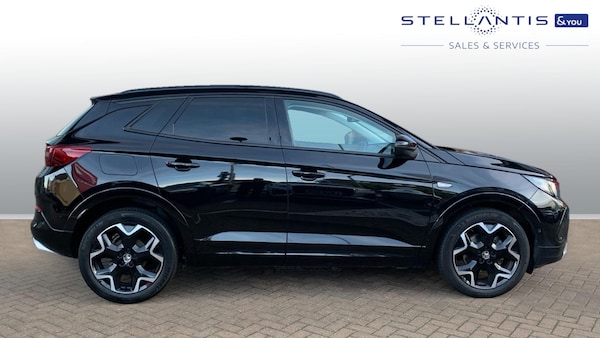 Used Vauxhall Grandland 2023 for sale - 76315597: Photo 2