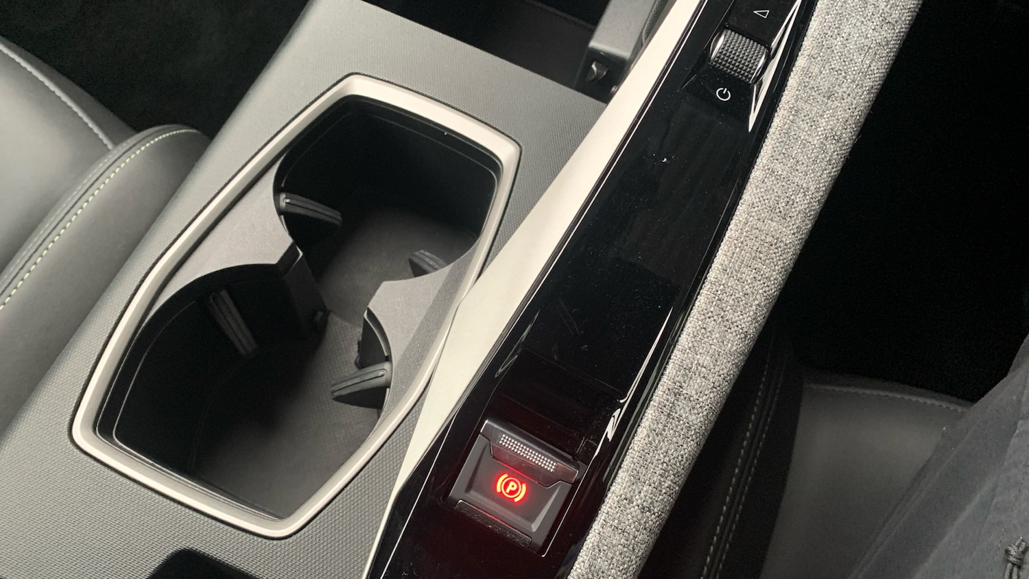 Used Peugeot 5008 2025 for sale - 76856192: Photo 21