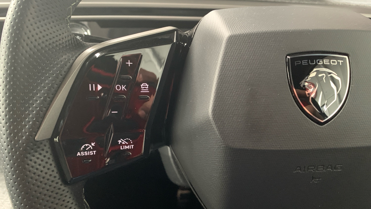 Used Peugeot 5008 2025 for sale - 76856192: Photo 23