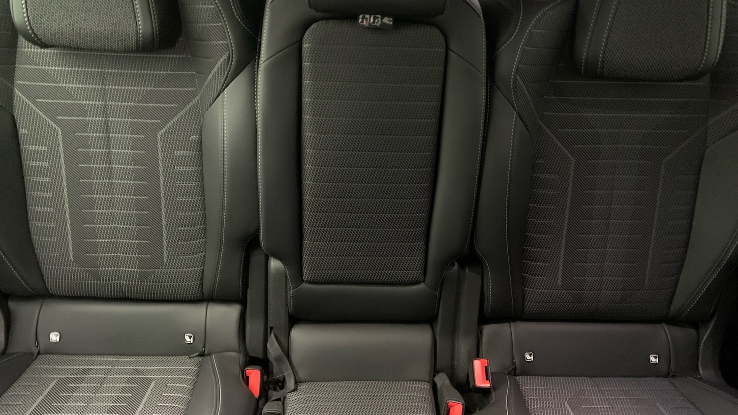 Used Peugeot 5008 2025 for sale - 76856192: Photo 25