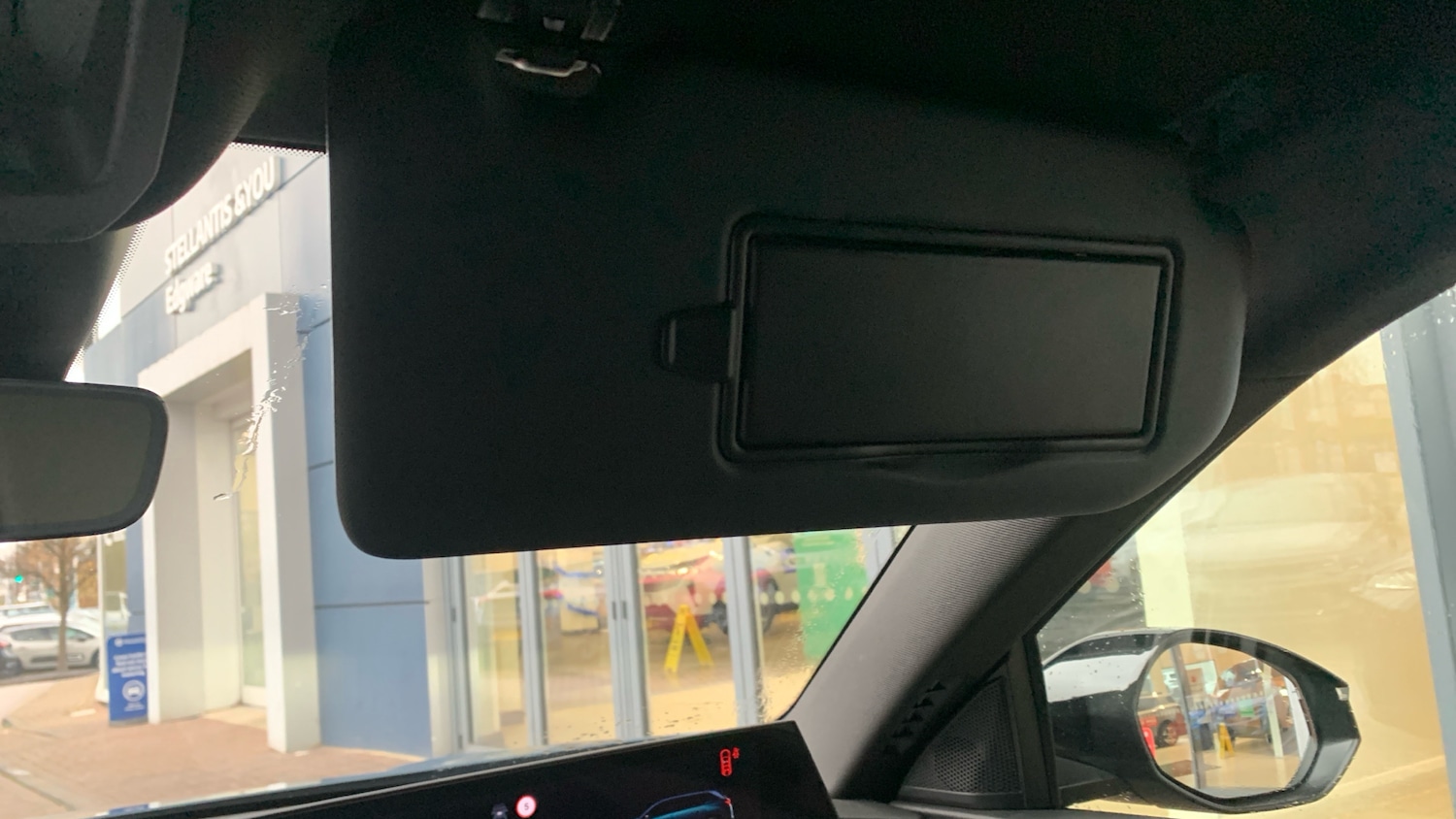 Used Peugeot 5008 2025 for sale - 76856192: Photo 38