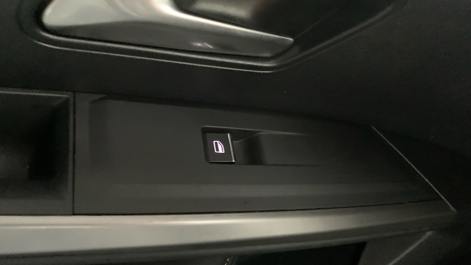 Used Peugeot 5008 2025 for sale - 76856192: Photo 41