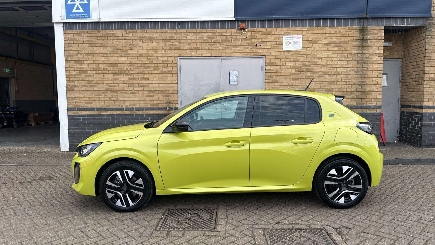 Used Peugeot 208 2024 for sale - 77971187: Photo 6