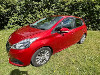 Used Peugeot 208 2018 for sale - 78436646: Photo