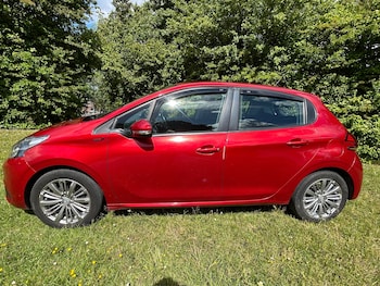 Used Peugeot 208 2018 for sale - 78436646: Photo