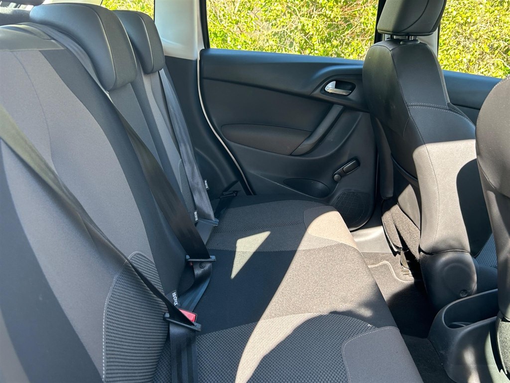 Used Ford Grand C-Max 2013 for sale - 76608881: Photo 5