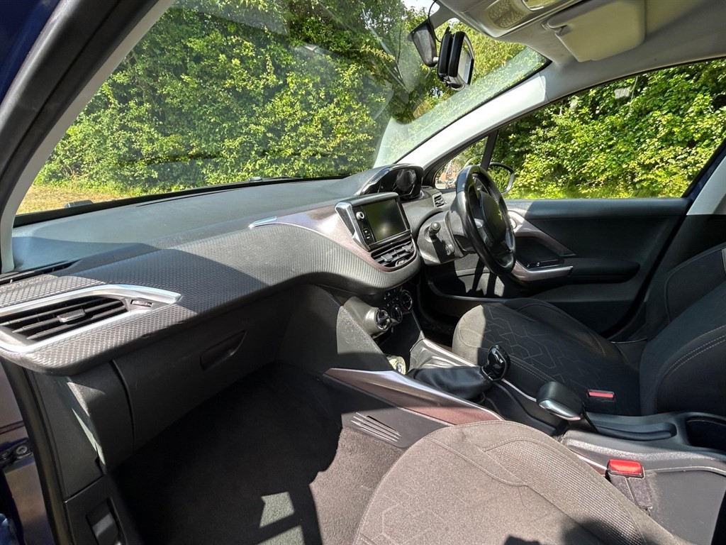 Used Peugeot 2008 2014 for sale - 76608888: Photo 17