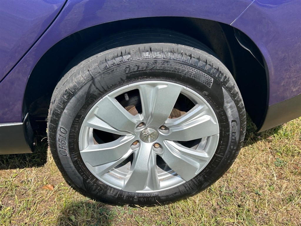 Used Peugeot 2008 2014 for sale - 76608888: Photo 9